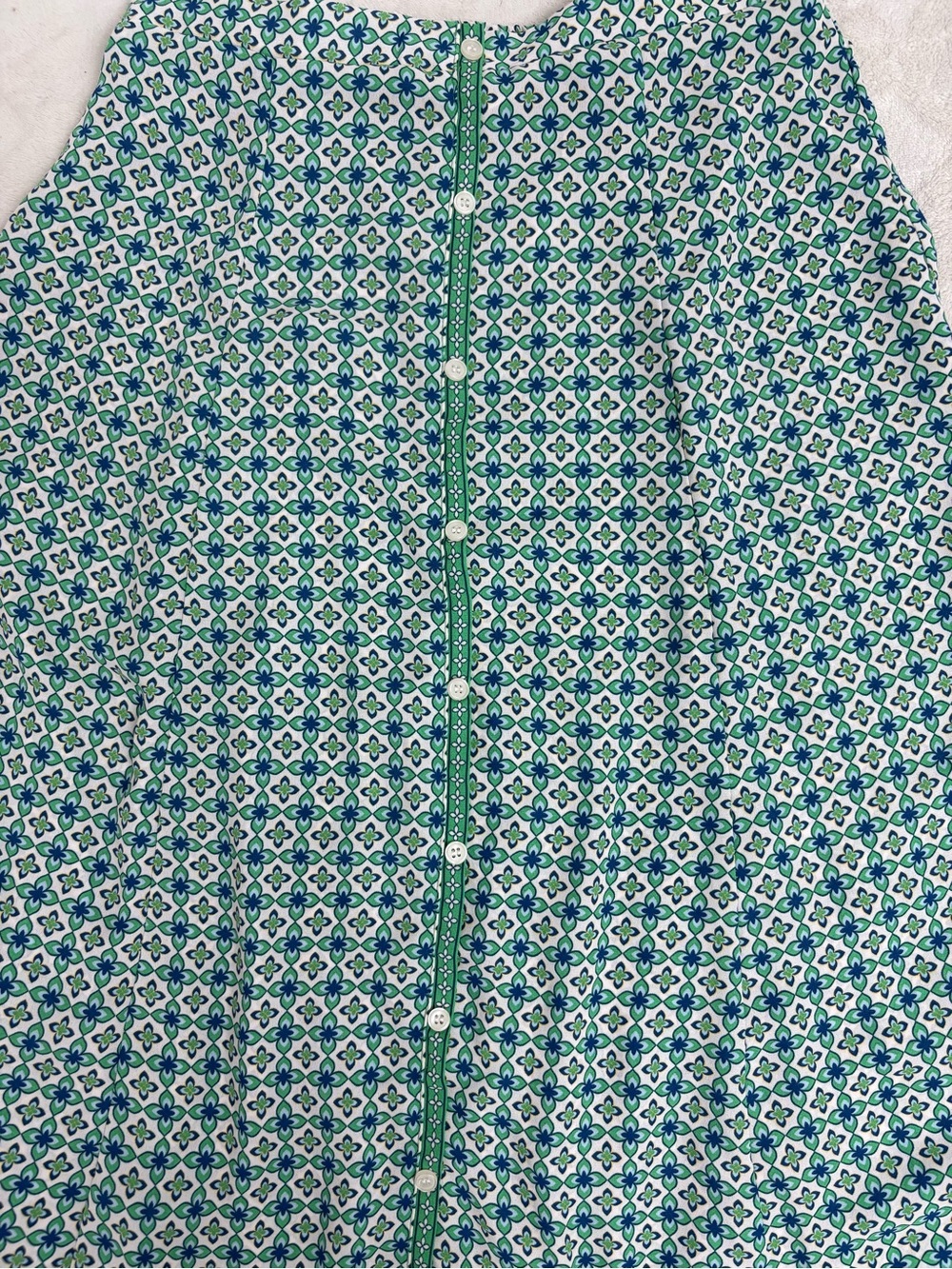 Green Patterned Midi Skirt with Buttons - Picture 3 of 5